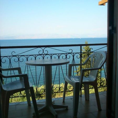 Corfu Bay Sea View Apartments 100M From The Beach Benitses  Exterior foto